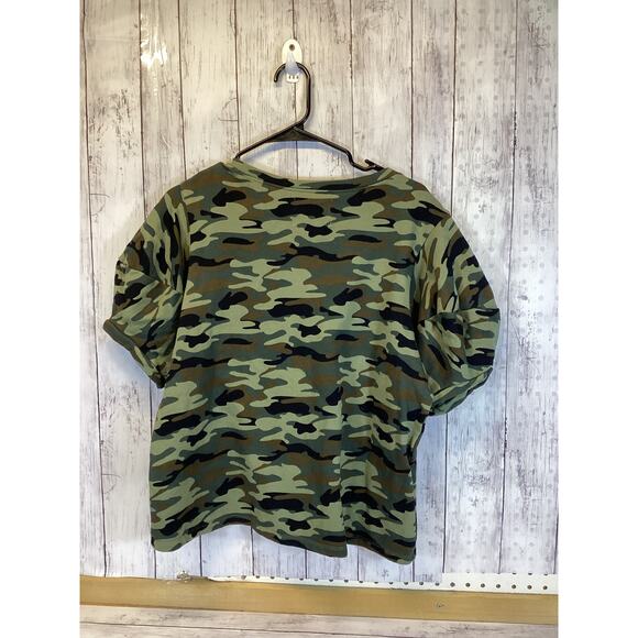 Velvet by Graham & Spencer Men’s Edie Camo Tee Size XL - Picture 2 of 6